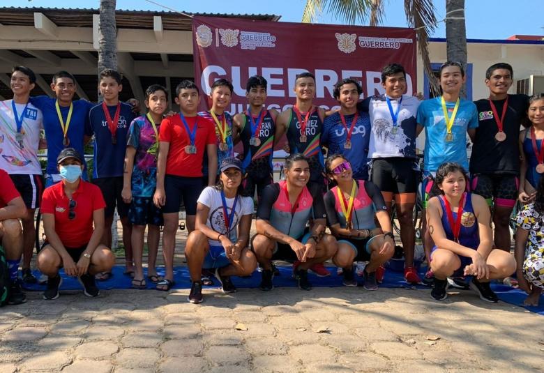 Triatletlas Guerrerenses buscarán su pase al nacional
